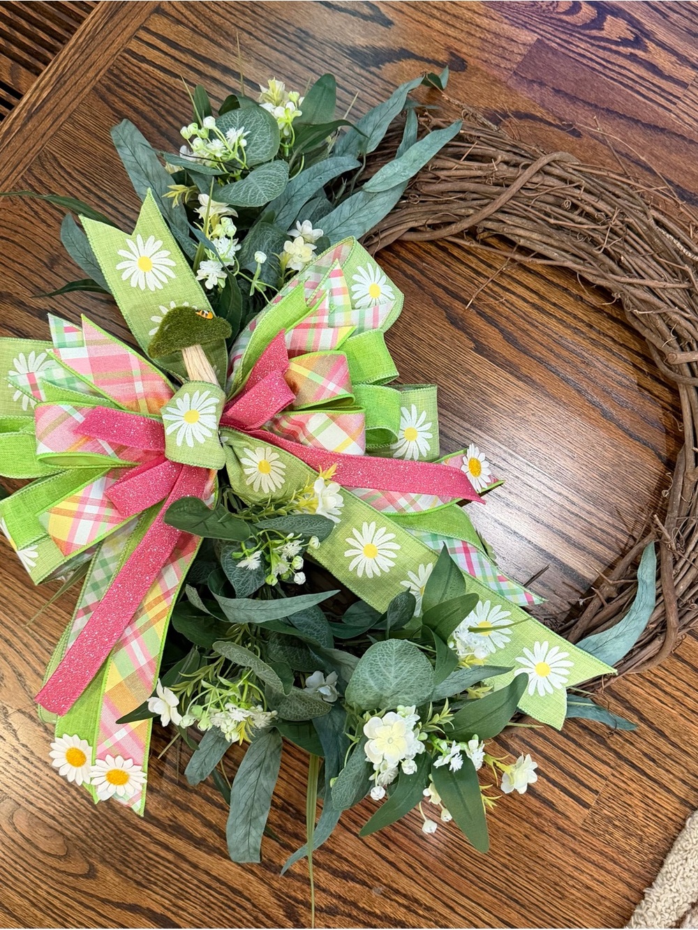 Spring Daisy Grapevine Wreath with Pink and Green Bow